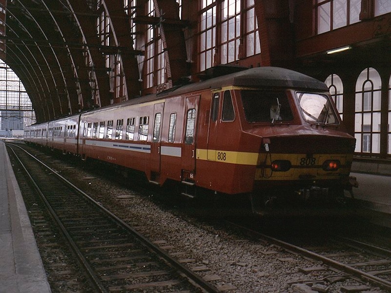 SNCB_ET_808_rt_Antwerpen.jpg