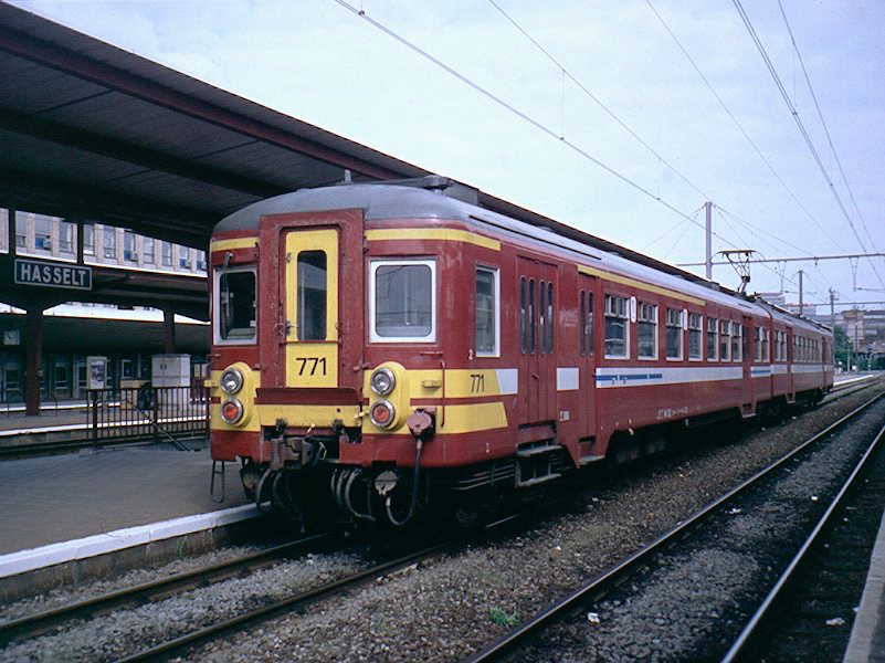SNCB_ET_771_rt_Hasselt.jpg