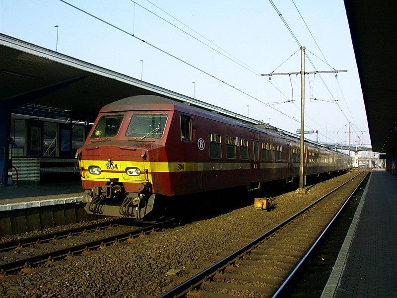 SNCB_ET_804_rt_Charleroi-S.jpg