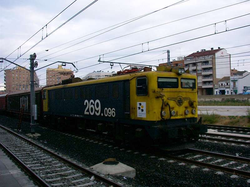 RENFE_E_269096-4_Lleida.jpg