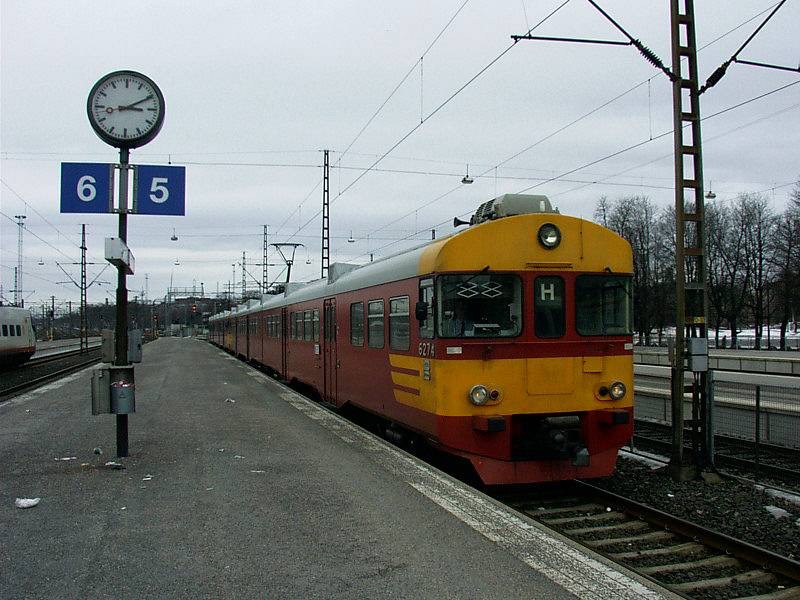 VR_ES_Eio-6274_rt_Helsinki.jpg