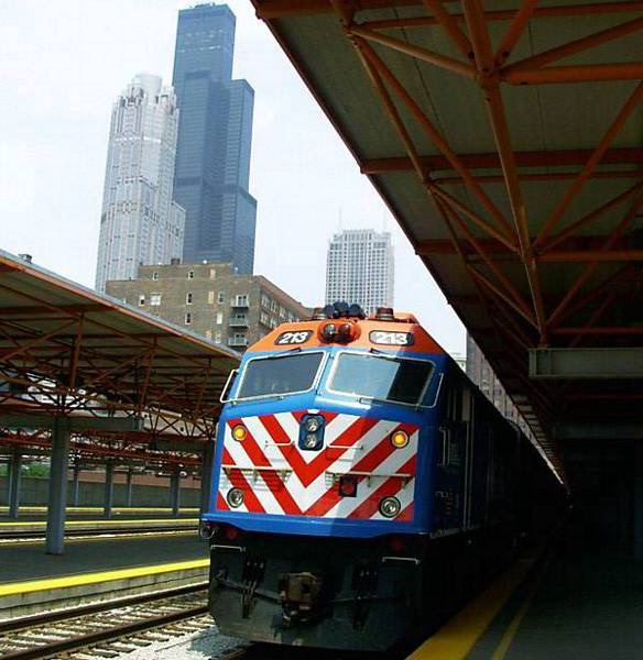 METRA_V_213_Chic-LaSalle2.jpg