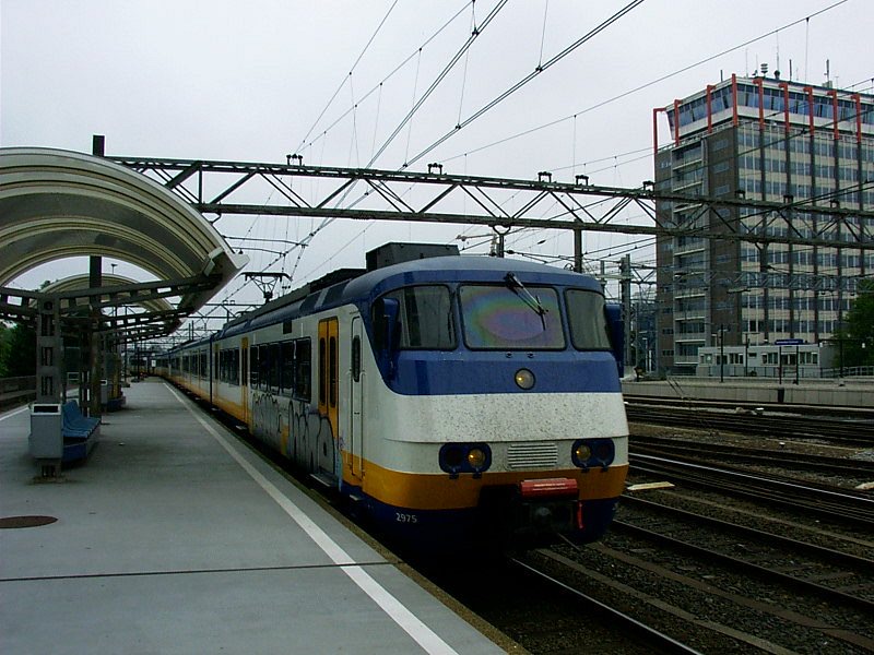 NS_ET3_2975_Sprinter_Amsterd.jpeg