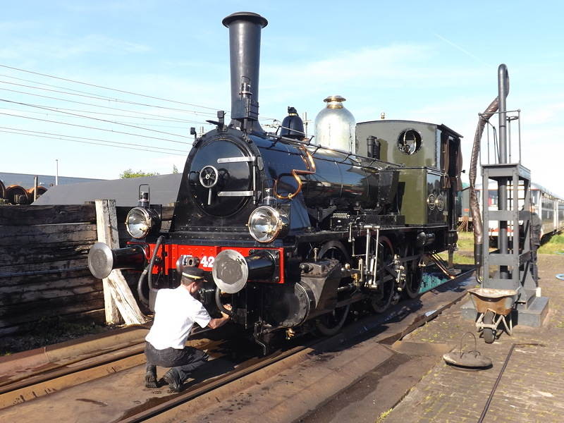 7742 Bello
BMAG, *1914 • C n2t
ex NS - Nederlandsche Spoorwegen
Werkplaats Goes SGB
Gastlok bei Stoomtrein Goes - Borsele SHM_D_7742_Bello_Goes7.jpeg