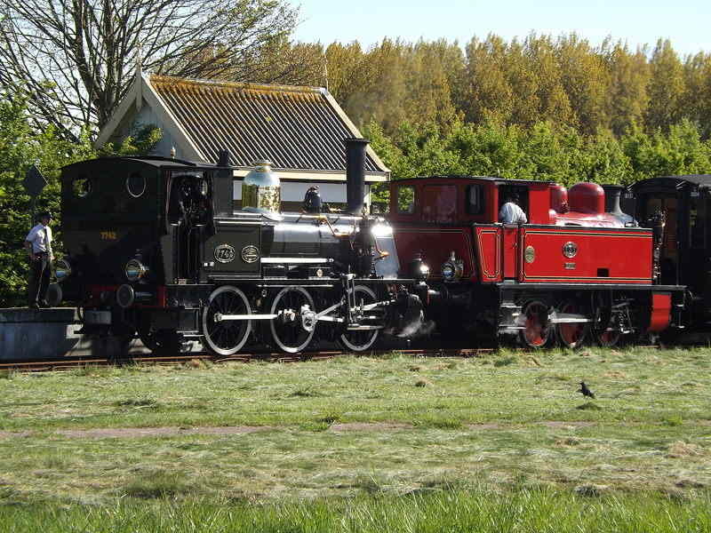 7742 Bello
BMAG, *1914 • C n2t
ex NS - Nederlandsche Spoorwegen
+ SGB 3 Bison
Goes SGB
Gastlok bei Stoomtrein Goes - Borsele SHM_D_7742+SGB-3_Goes.jpeg