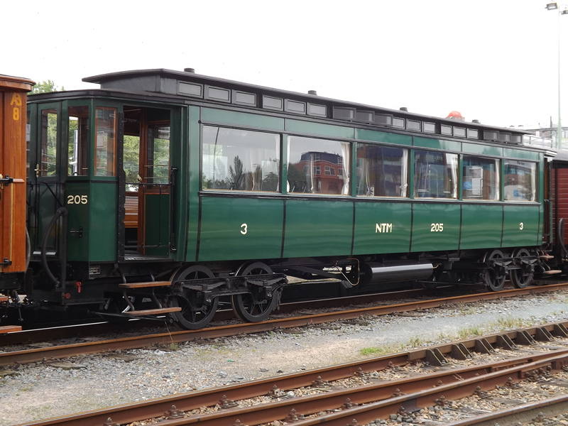 NTM C205
Werkspoor, *1915 • C4
ex NTM - Nederlandse Tramweg-Maatschappij
Hoorn SHM__NTM-C-205_Hoorn.jpeg