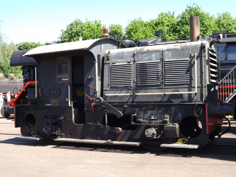 225
Werkspoor, *1935 • Sik • B-de
ex NS
Werkplaats Beekbergen VSM_V_225_gn_Beekbgn.jpeg