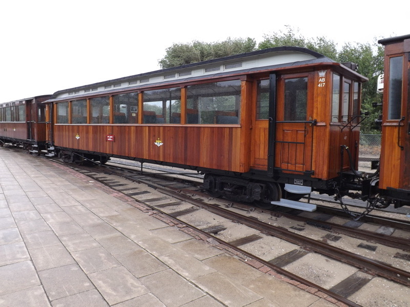 AB 417
Allan, *1913 • AB4 • 1067 mm
ex MBS - Maas-Buurtspoorweg
Remise de Punt RTM__AB417_Remise.jpeg