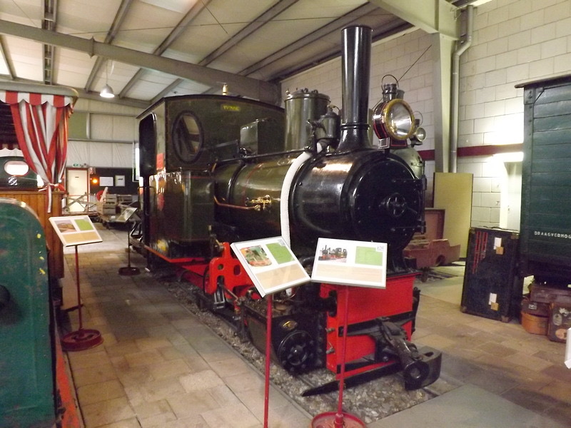 Loc 2 Yvonne
Maffei, *1921 • B n2t • 700 mm
ex Aannemersbedrijf Volkers en Van Heurne, Goes
Museum Valkenburg (ZH) SKL_D_Maffei-2-Yvonne.jpeg