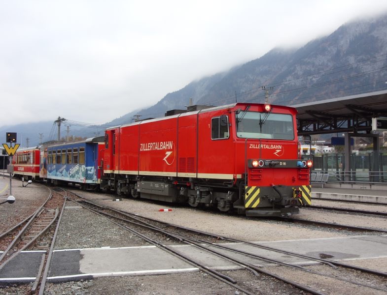 D 16
Gmeinder, *2007 • D 75 BB-SE • Bo-Bo-dh • 760 mm
Jenbach ZB_V_D16_Jenbach.jpg