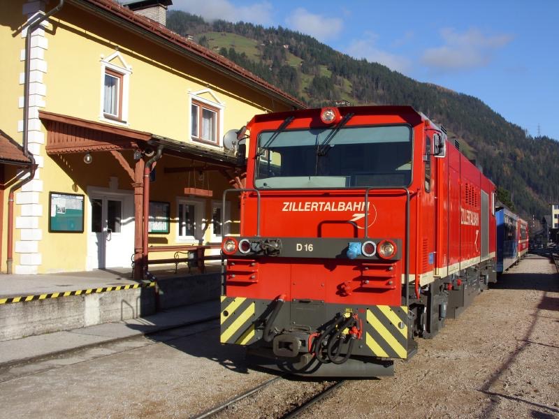 D 16
Gmeinder, *2007 • D 75 BB-SE • Bo-Bo-dh • 760 mm
Zell am Ziller ZB_V_D16_Zell-Ziller.jpg