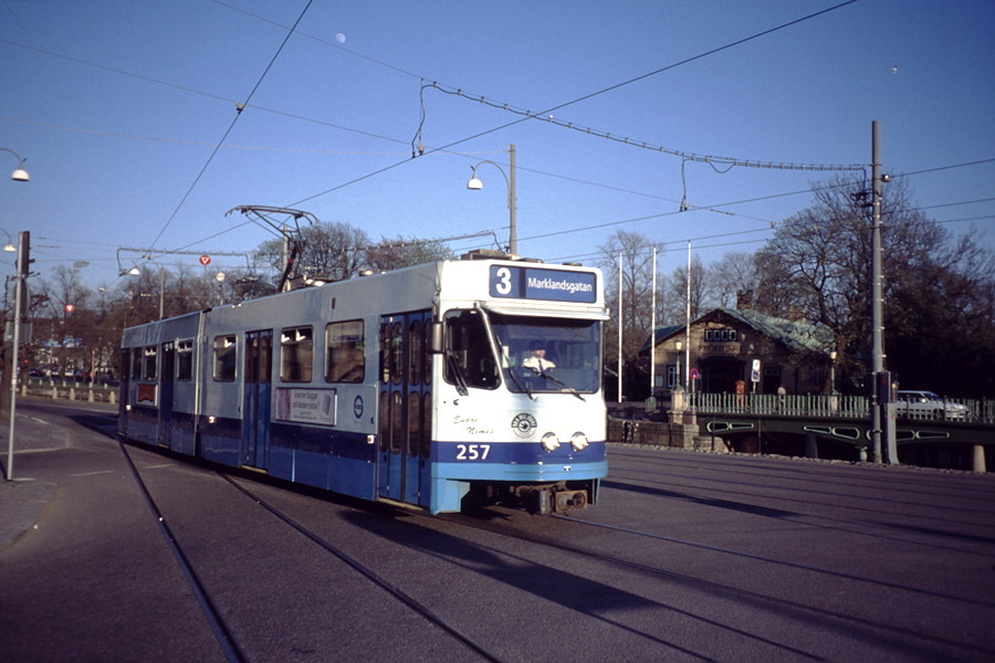 257 Endre Nemes
ASEA, *1991 • M21
Linje 3
Centralstationen GS_257_Central.jpg