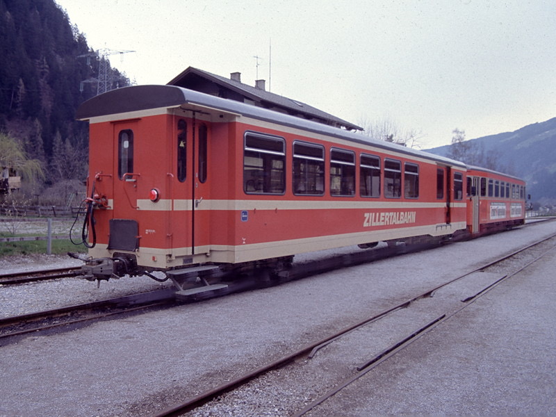 42
Jenbach, *1984 • BD4 • 760 mm
+ VT 2
Mayrhofen ZB__BD4_42_Mayrhofen.jpg