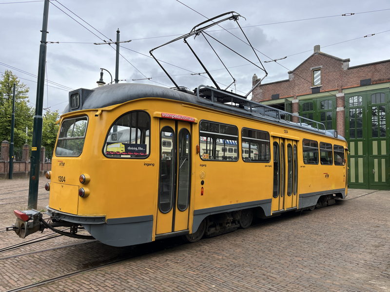 1304
BN, *1971 • PCC, Serie 1301 - 1335
ex HTM
Haags Openbaar Vervoer Museum HOVM_1304d_PCC_Mus.JPG