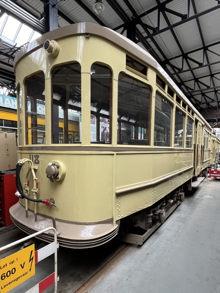 118
Allan, *1924 • Bogie-Trailer • Serie 101 - 120
ex HTM
Haags Openbaar Vervoer Museum HOVM_Wg_118_Mus.JPG