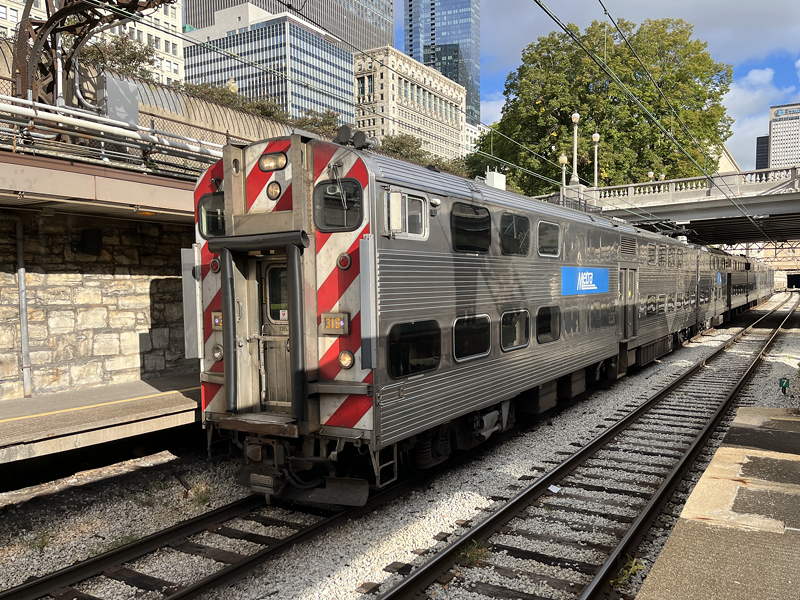 METRA_ET_1385_VanBur.JPG