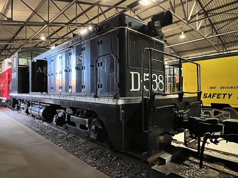 NRM_V_D538b_M&SL.JPG